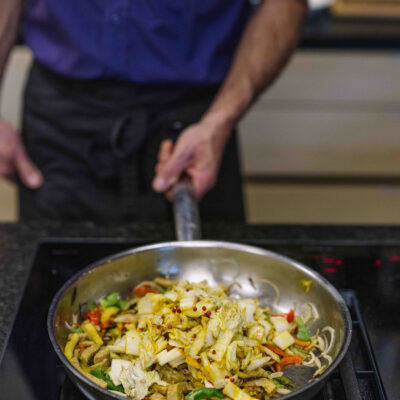 Pfanne mit Bio-Gemüse