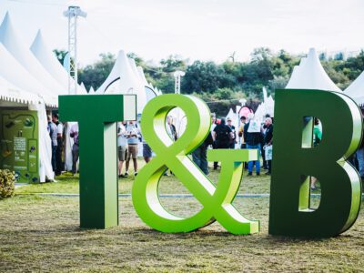 Foto T&B zu Messe in Valence