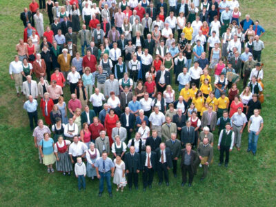 Menschen auf Regionalversammlungen