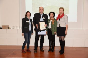 Preisverleihung Gewinner des BIO AUSTRIA-Fuchs, mit Susanne Maier und Gertraud Grabmann
