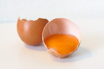 aufgeschlagenes Ei