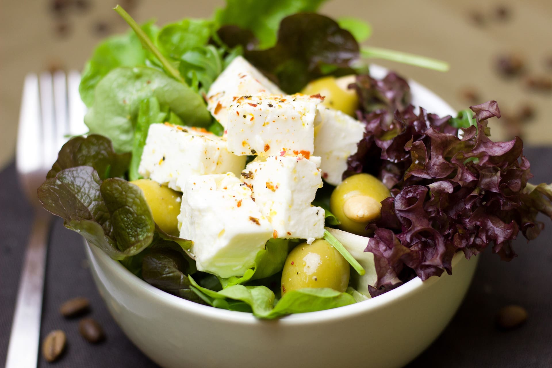 Blattsalate mit gebratenem Schafskäse - BIO AUSTRIA