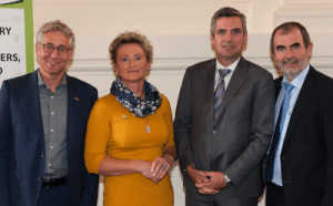 v.l.n.r.: Jan Plagge (Präsident IFOAM EU), Gertraud Grabmann (Obfrau BIO AUSTRIA), Herbert Dorfmann (Mitglied des Europäischen Parlaments), Josef Plank (Generalsekretär BMNT); Foto: © BIO AUSTRIA/Liebentritt